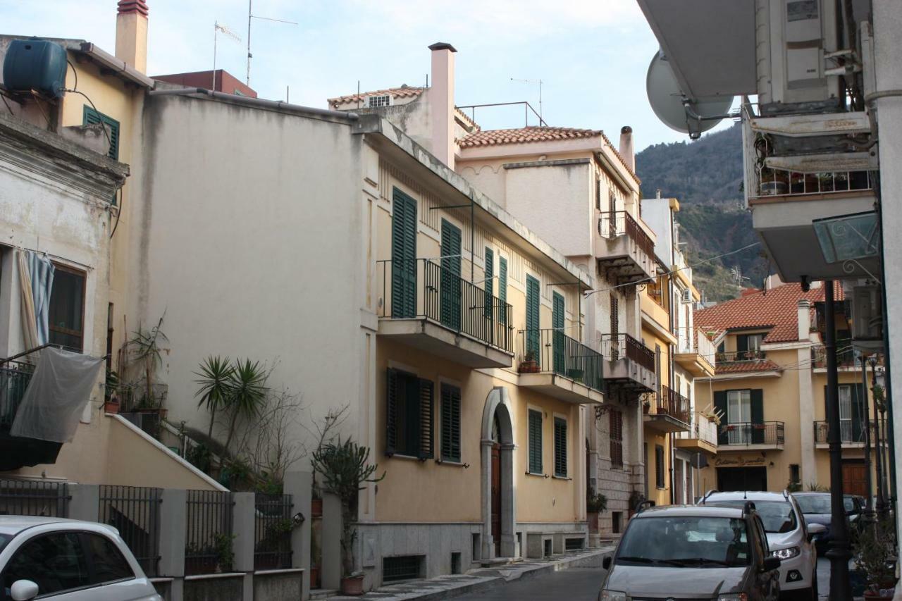 Gemma Del Sud Apartment Scilla Bagian luar foto