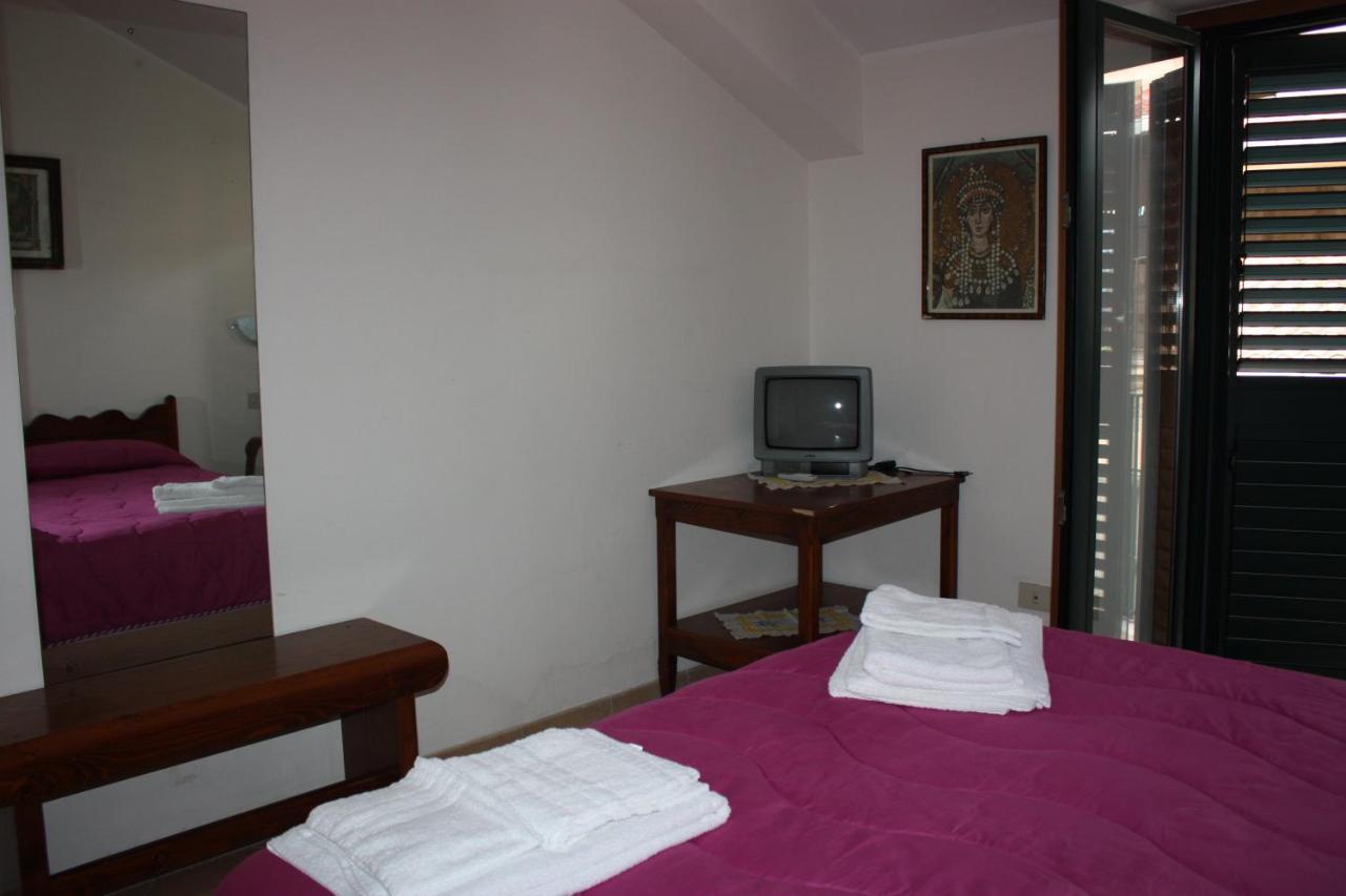Gemma Del Sud Apartment Scilla Bagian luar foto